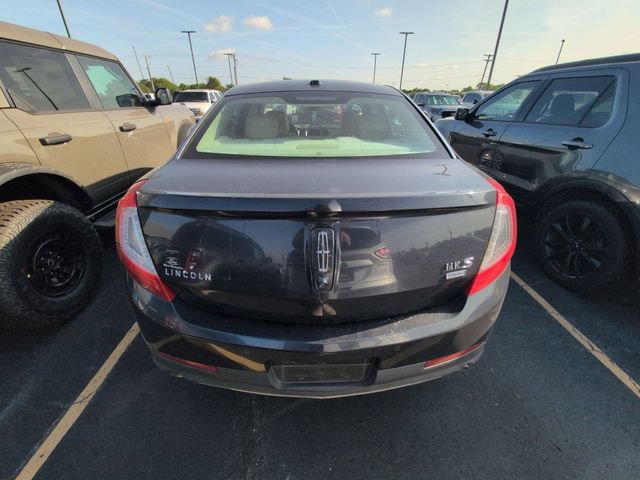 Used 2014 Lincoln MKS AWD image 3