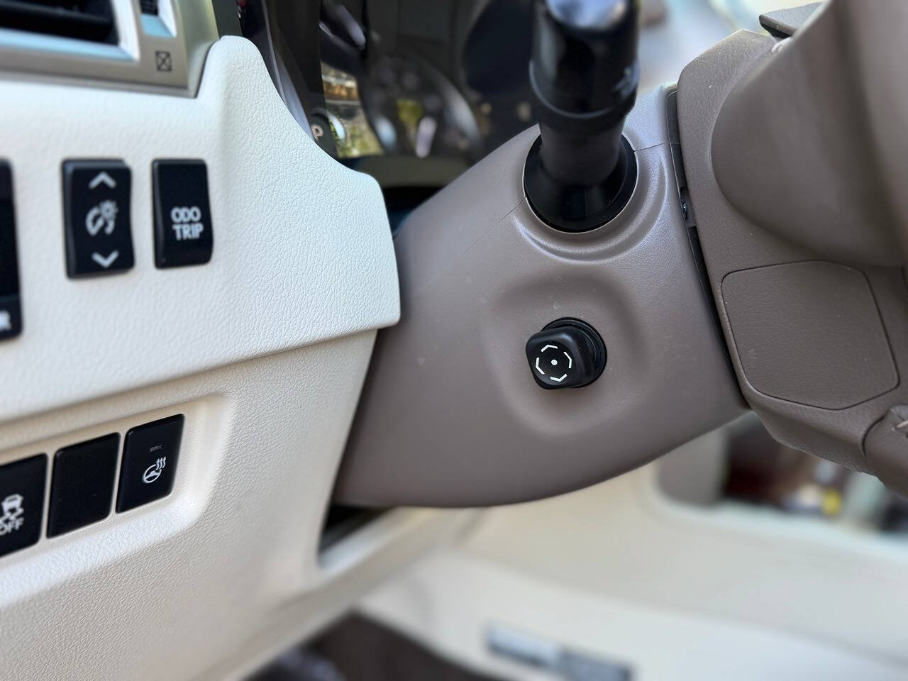 Used 2011 Lexus GX 460 Premium AWD/4WD image 61