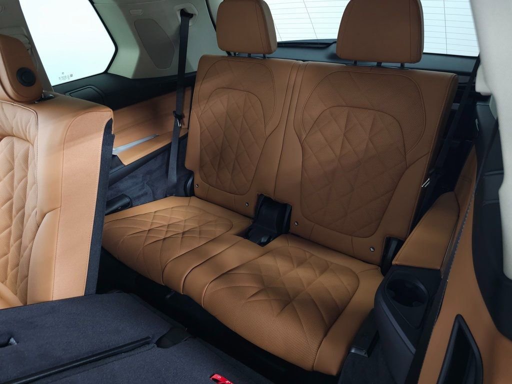 New 2026 BMW X7 xDrive40i image 35