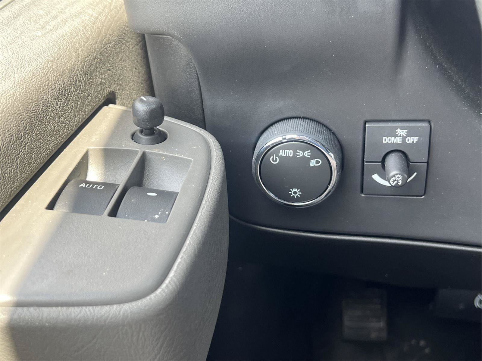 New 2026 GMC Savana 3500 w/ Driver Convenience Package RWD image 50