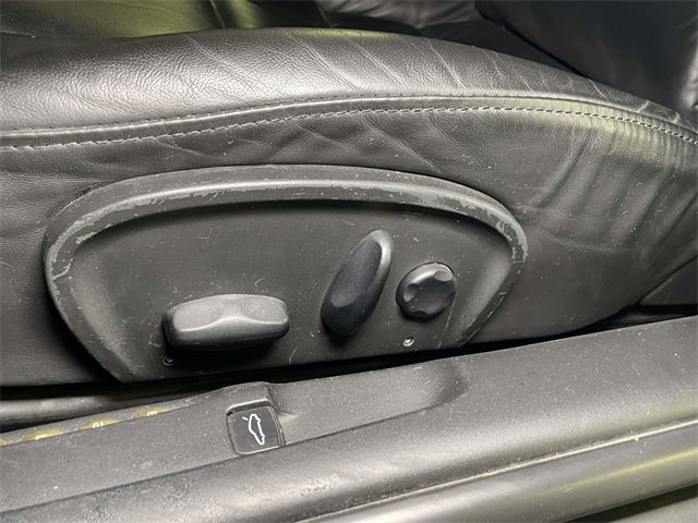 Used 2001 Porsche 911 Carrera 4 image 18