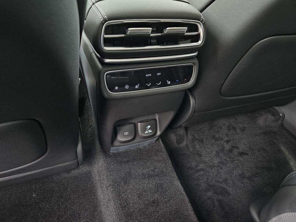 New 2026 Genesis GV80 2.5T Prestige image 18