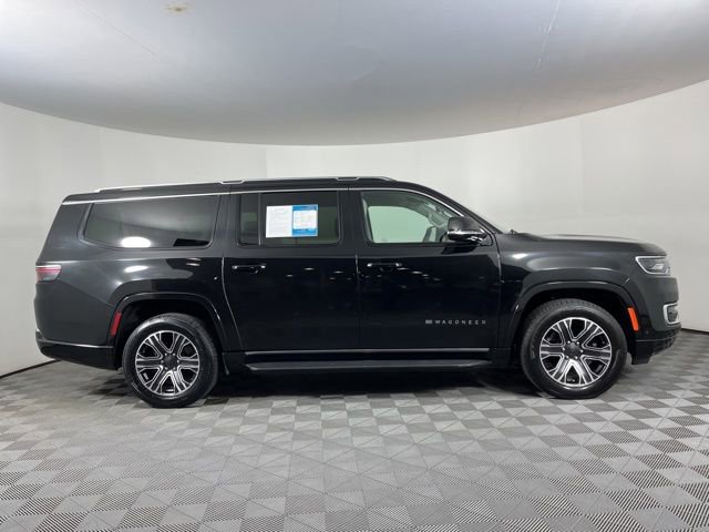 Used 2024 Jeep Wagoneer L Series II w/ Flexible Seating Group image 12