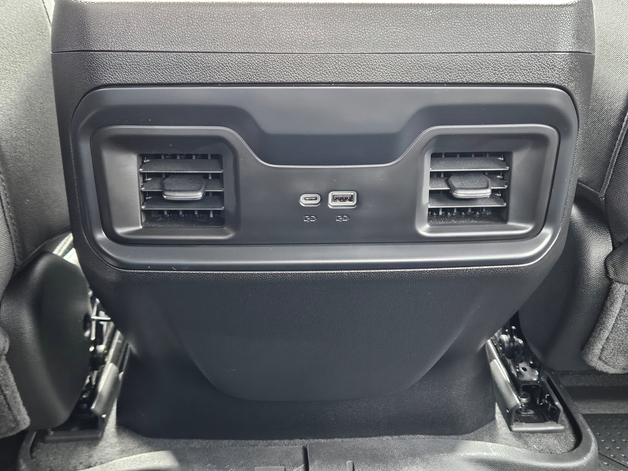 Used 2025 Chevrolet Silverado 1500 LT w/ Safety Package image 27