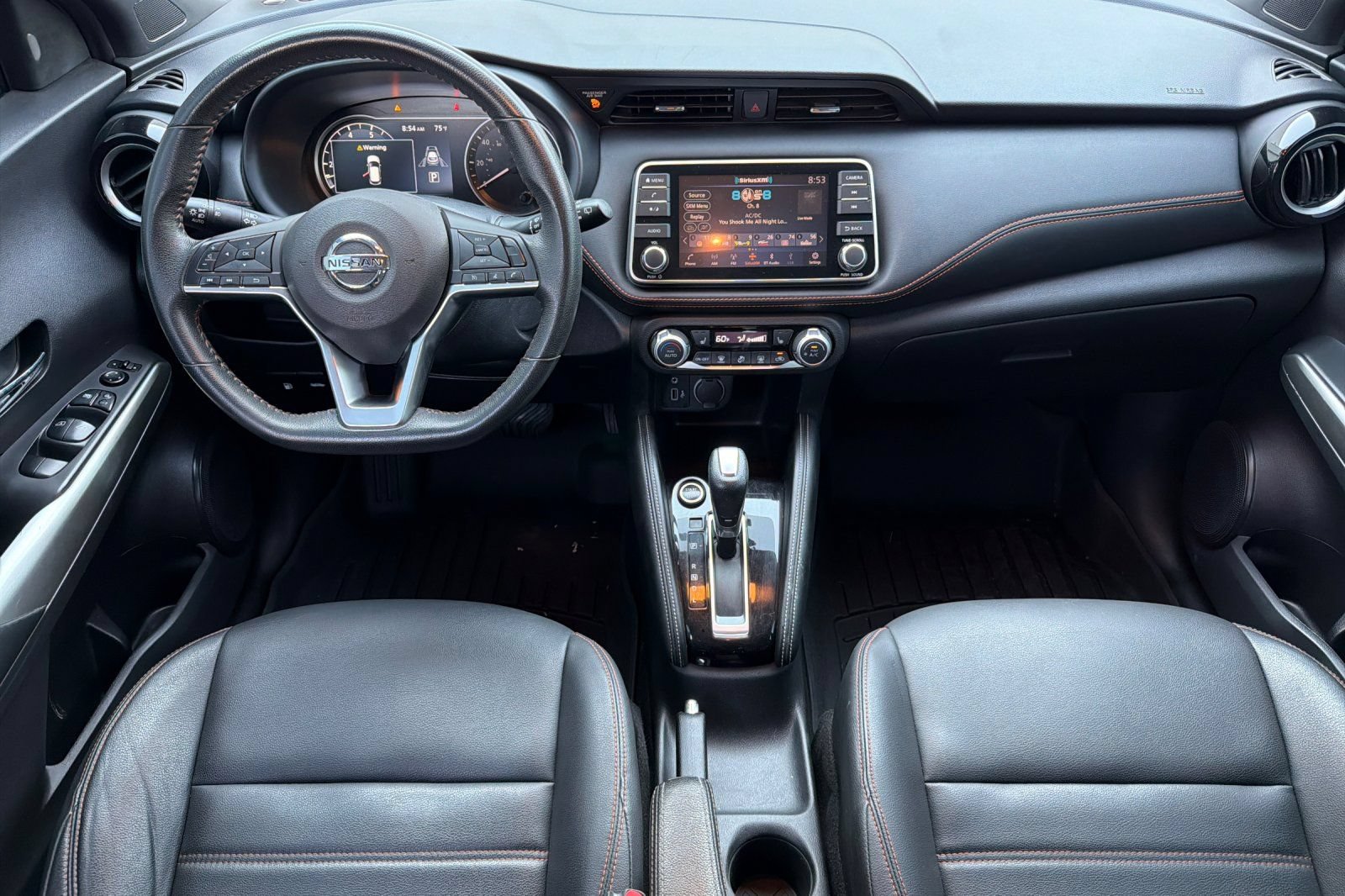 Used 2020 Nissan Kicks SR w/ SR Premium Package FWD image 12