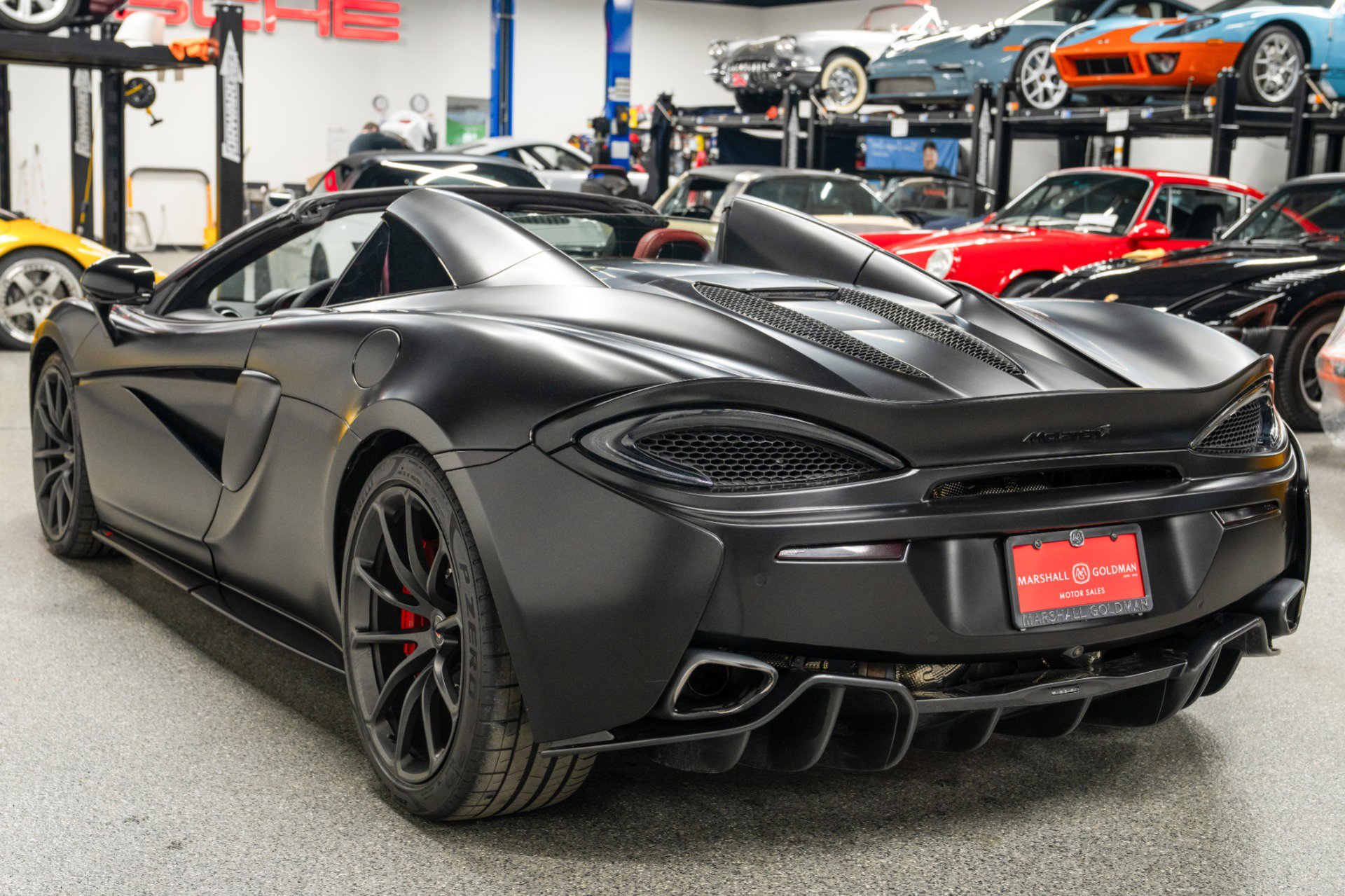 Used 2018 McLaren 570S Spider image 6