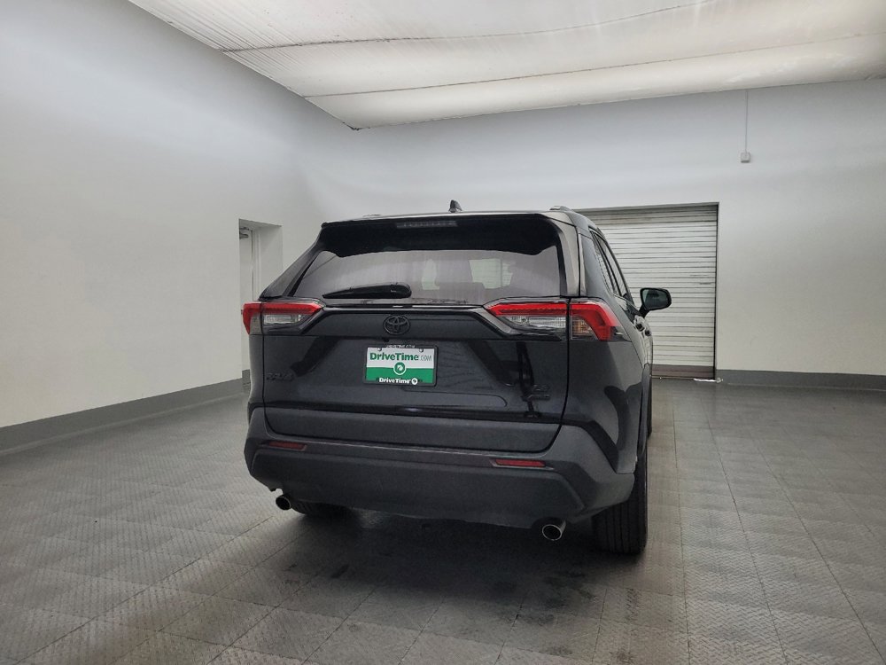Used 2021 Toyota RAV4 LE w/ Carpet Mat Package (TMS) image 7