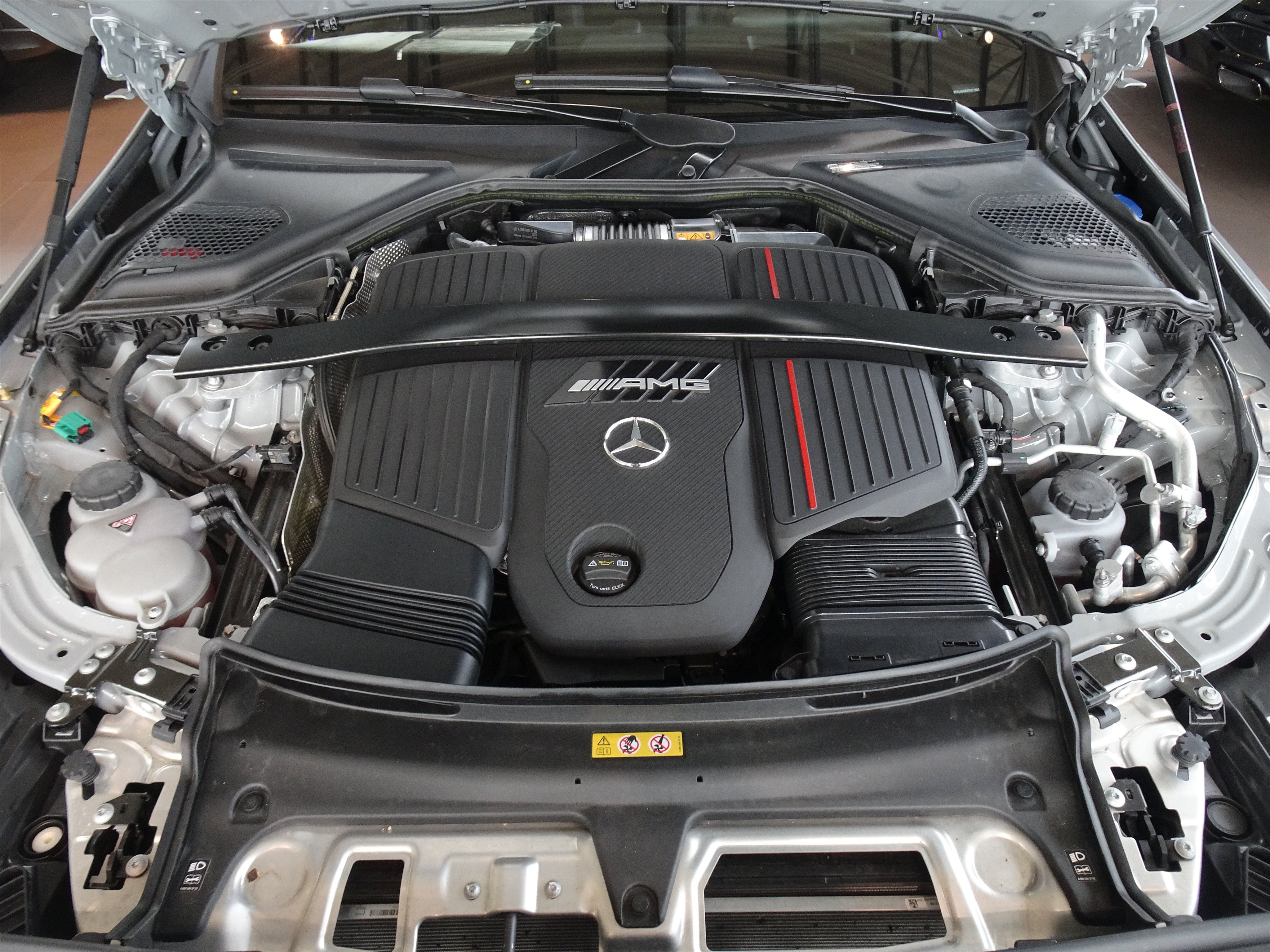 Used 2026 Mercedes-Benz E 53 AMG e 4MATIC Wagon image 15