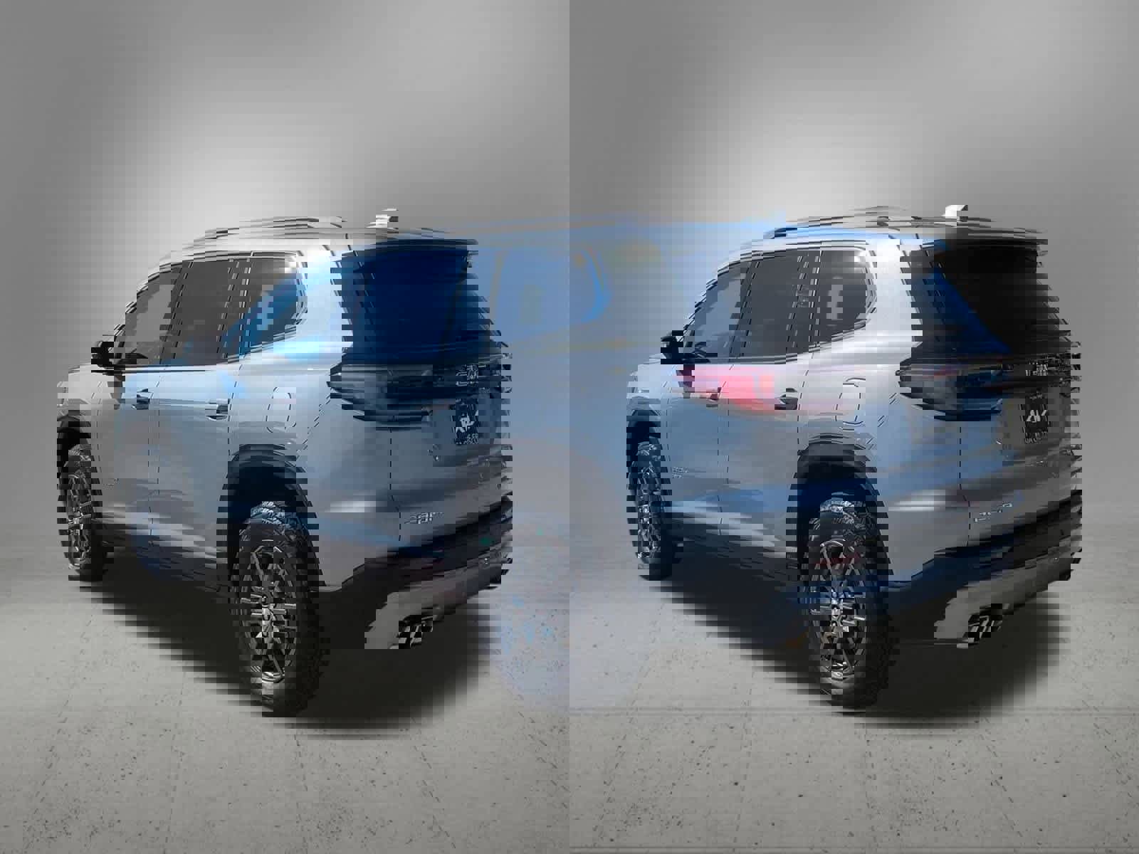 Used 2025 GMC Acadia Elevation image 4