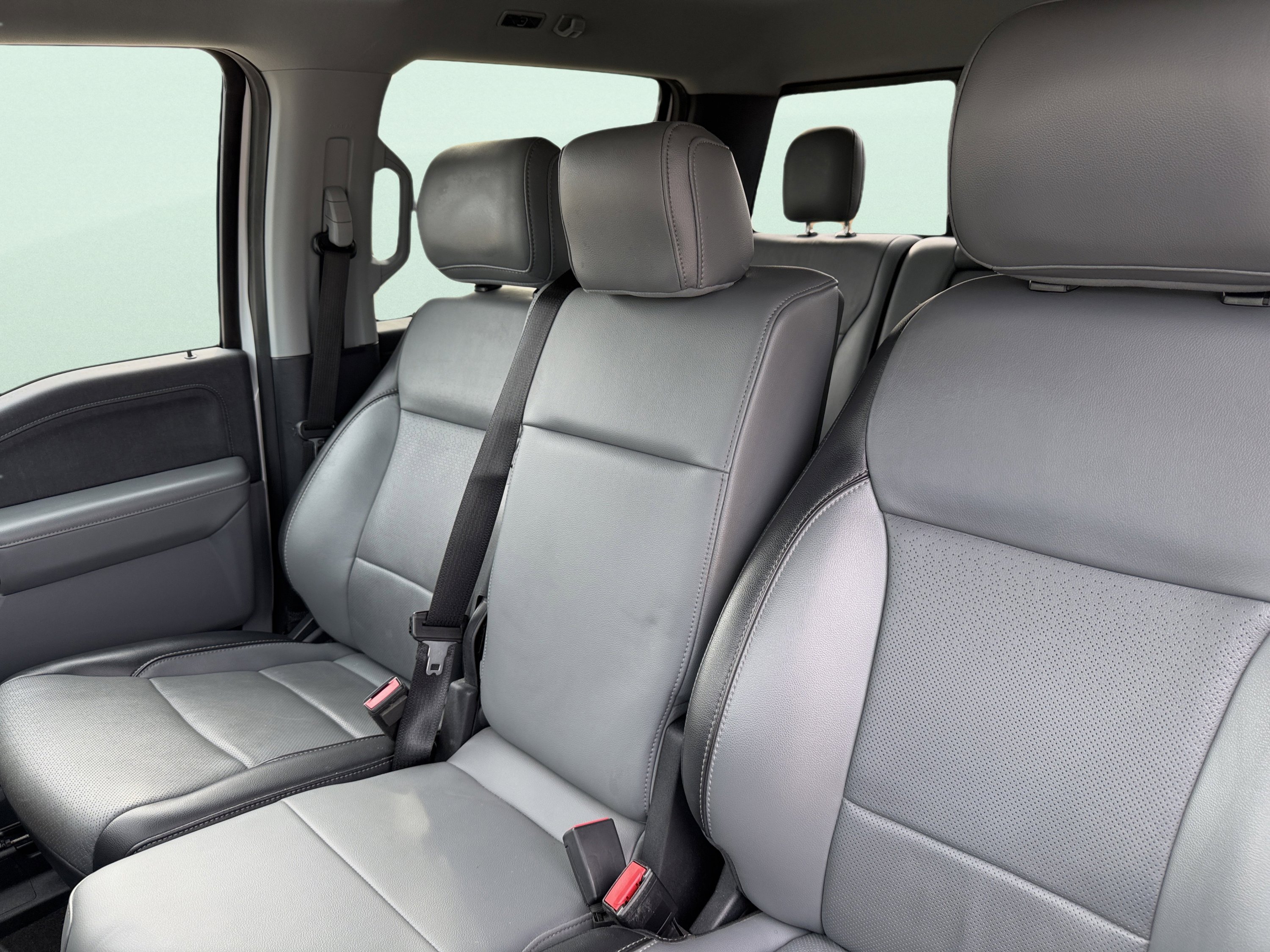 Used 2021 Ford F150 Lariat w/ Equipment Group 501A Mid image 24