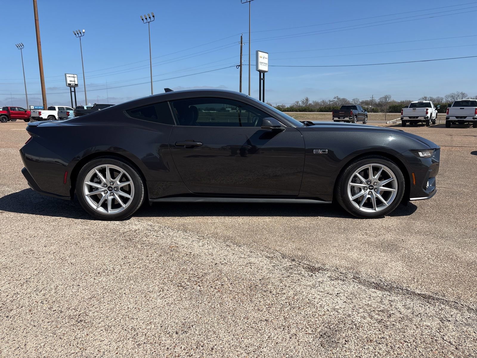 Used 2024 Ford Mustang GT Premium image 7