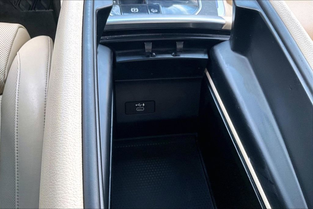 Used 2021 BMW X5 M50i image 33