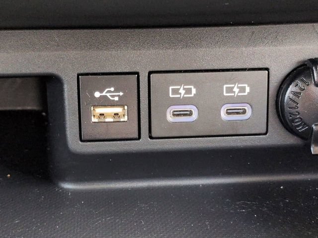 Certified 2024 Toyota Highlander XLE FWD image 22