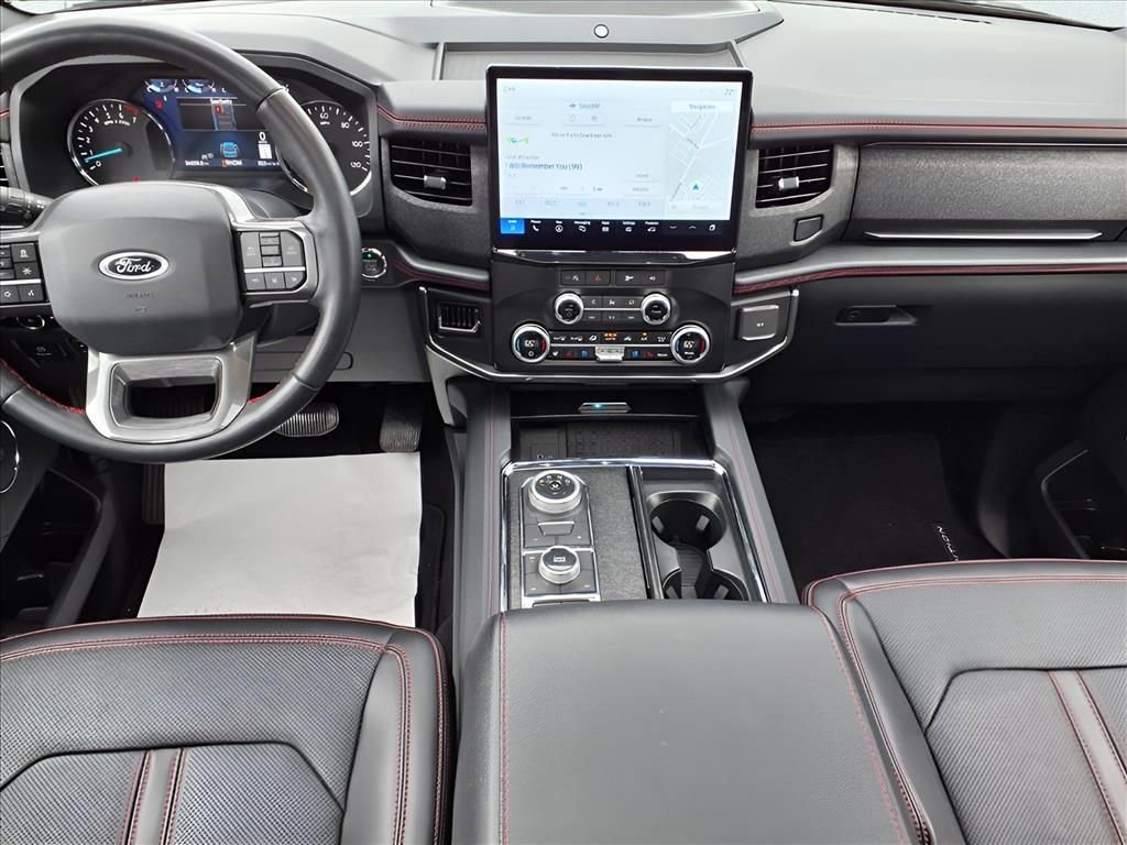 Used 2024 Ford Expedition Limited image 5
