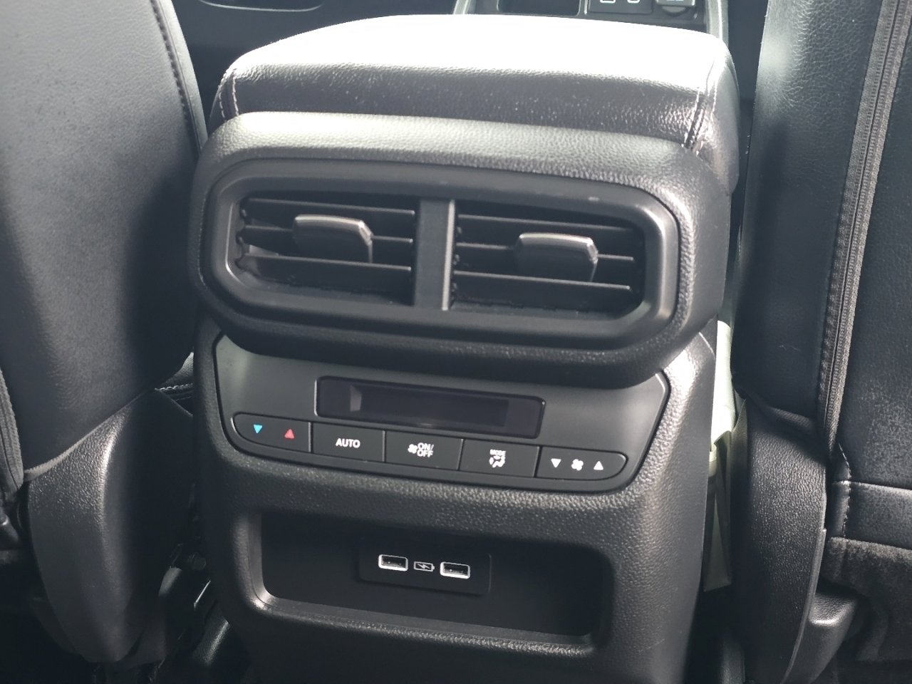 Used 2023 Honda Pilot EX-L image 21