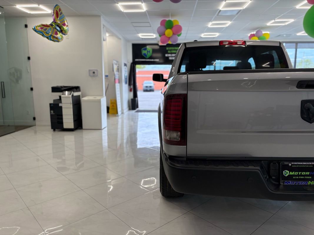 Used 2024 RAM 1500 Classic Warlock RWD image 13
