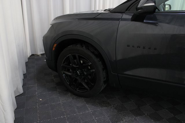 Used 2022 Chevrolet Blazer LT image 9