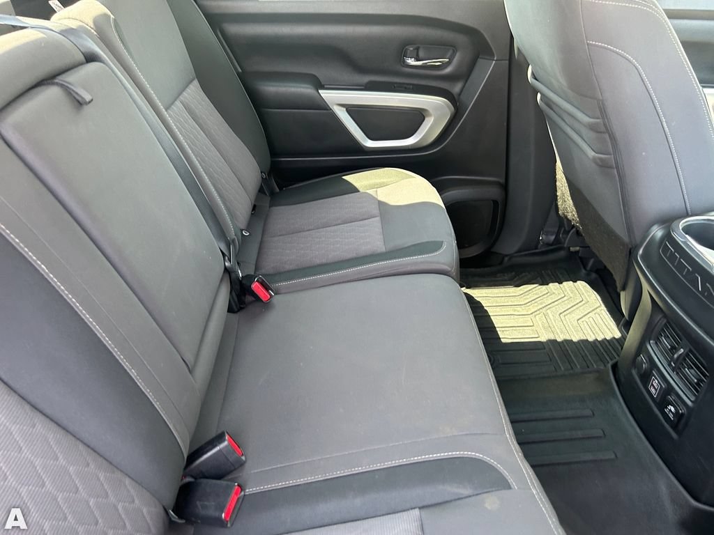 Used 2021 Nissan Titan SV w/ SV Convenience Package AWD/4WD image 14