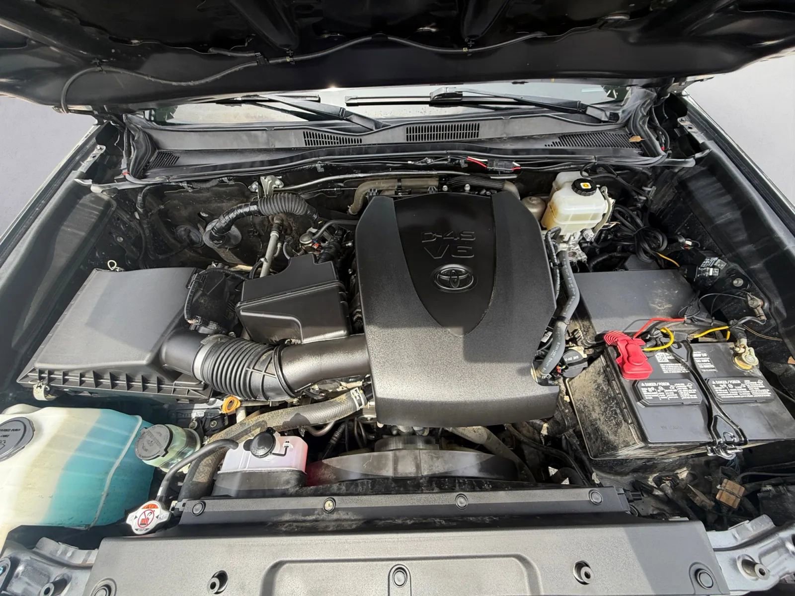 Used 2021 Toyota Tacoma TRD Off-Road w/ Technology Package image 41