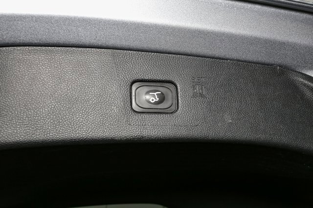 Used 2023 Ford Edge SEL w/ Convenience Package image 12