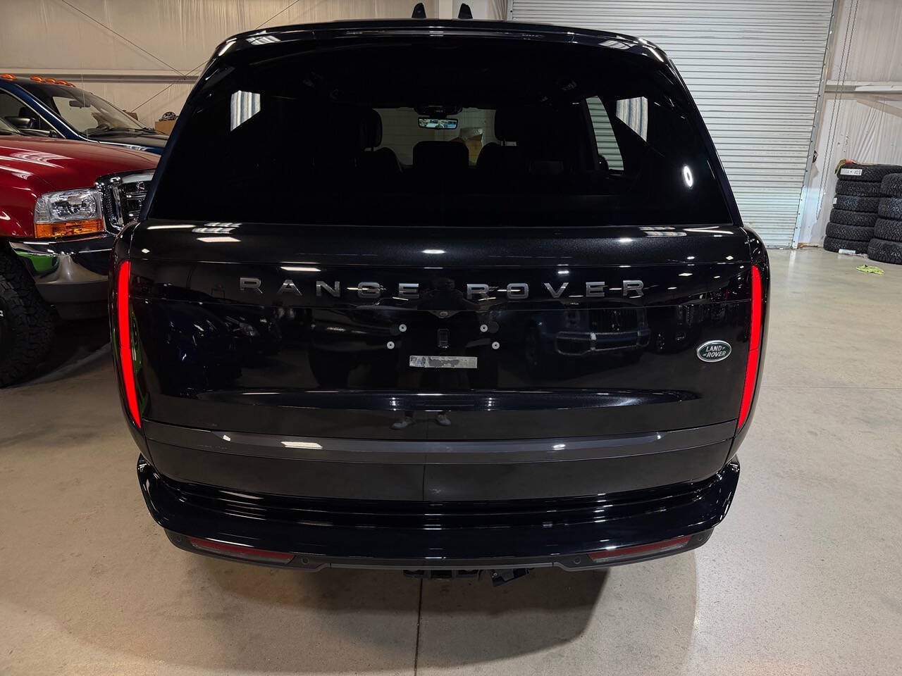 Used 2023 Land Rover Range Rover SE AWD/4WD image 12