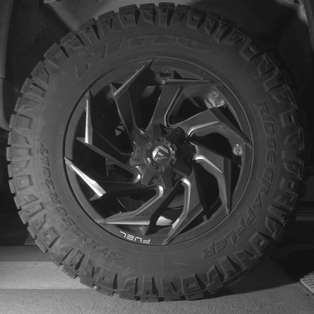 Used 2021 Chevrolet Silverado 2500 Custom w/ Custom Value Package image 14