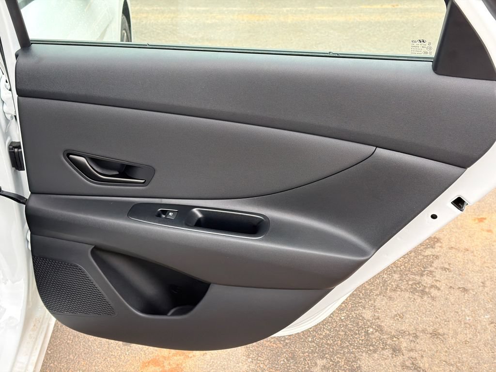 New 2026 Hyundai Elantra Sport FWD image 17