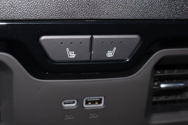 New 2026 GMC Sierra 2500 AT4 w/ AT4 Premium Plus Package image 17