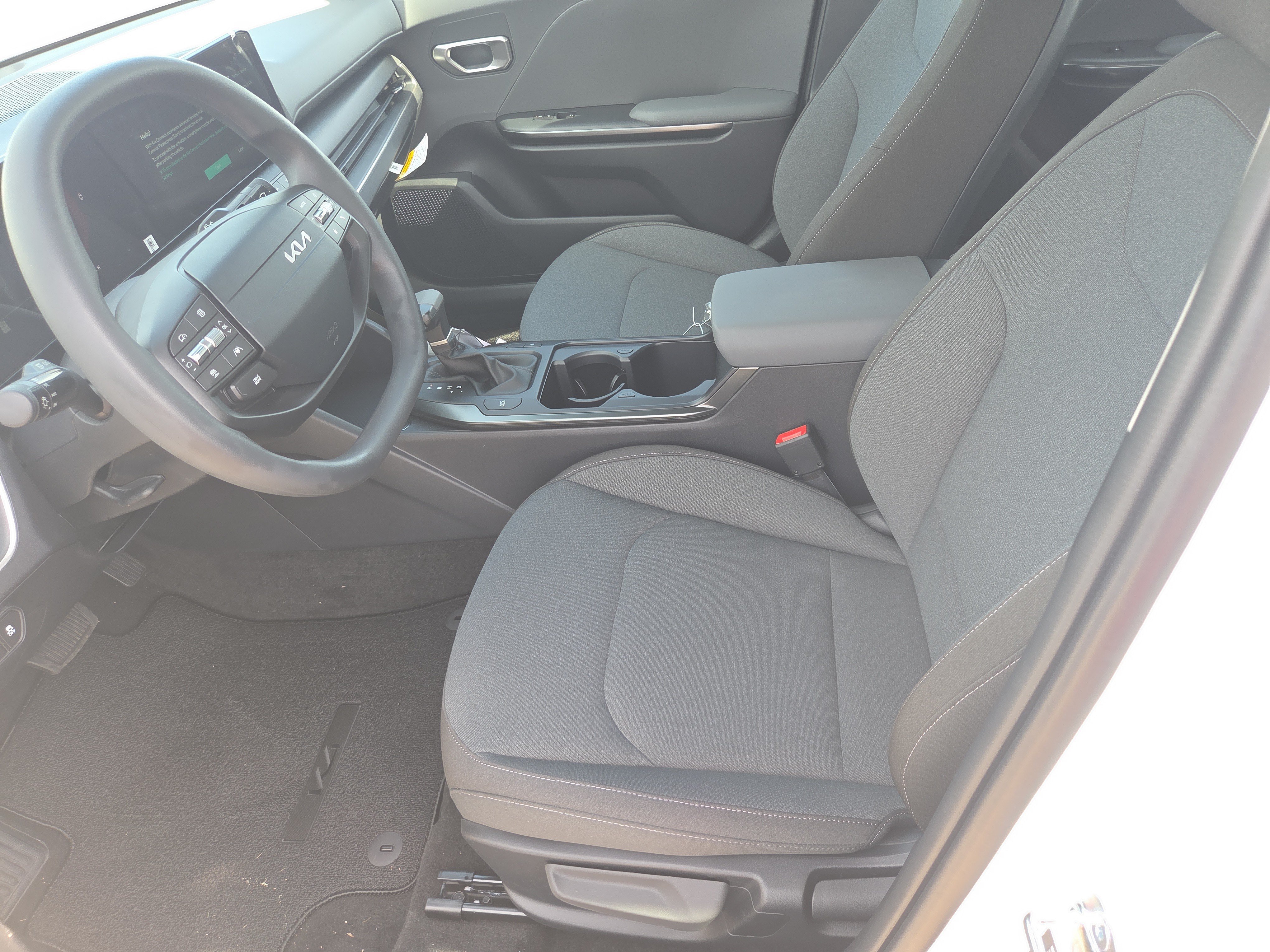New 2026 Kia K4 FWD image 4