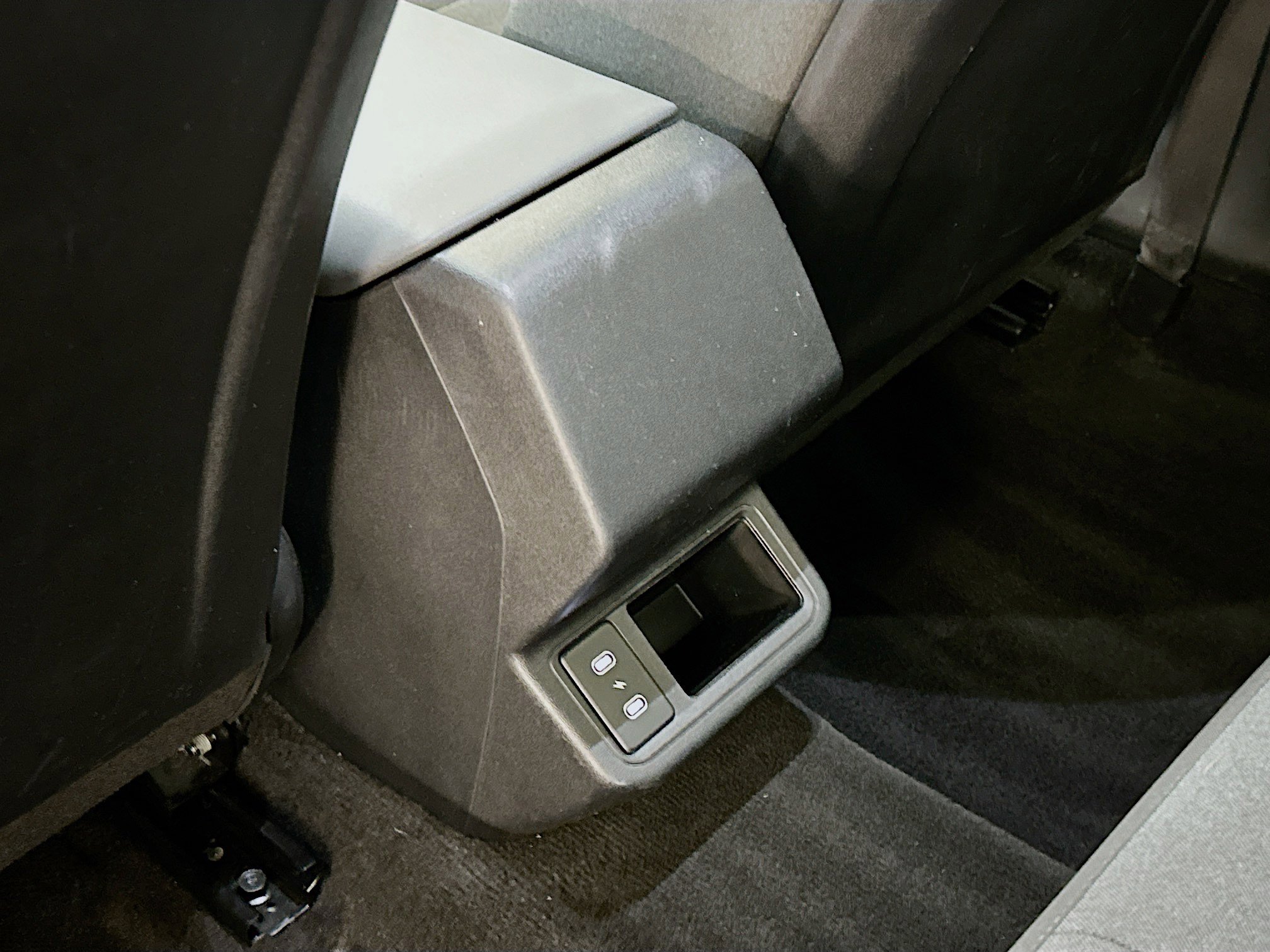 Used 2025 Kia K4 FWD image 28