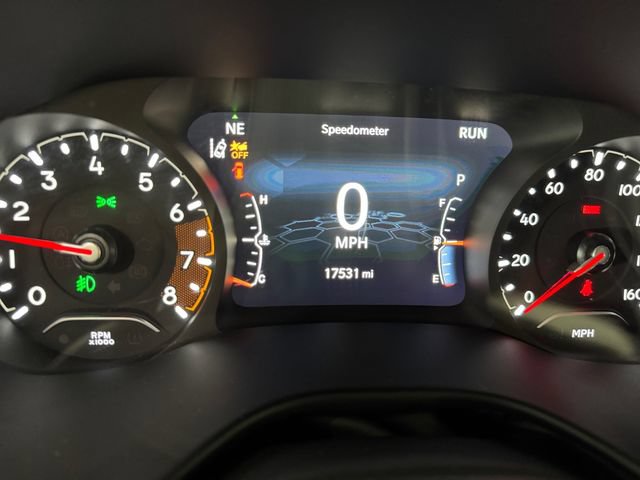 Used 2023 Jeep Compass Limited AWD/4WD image 2