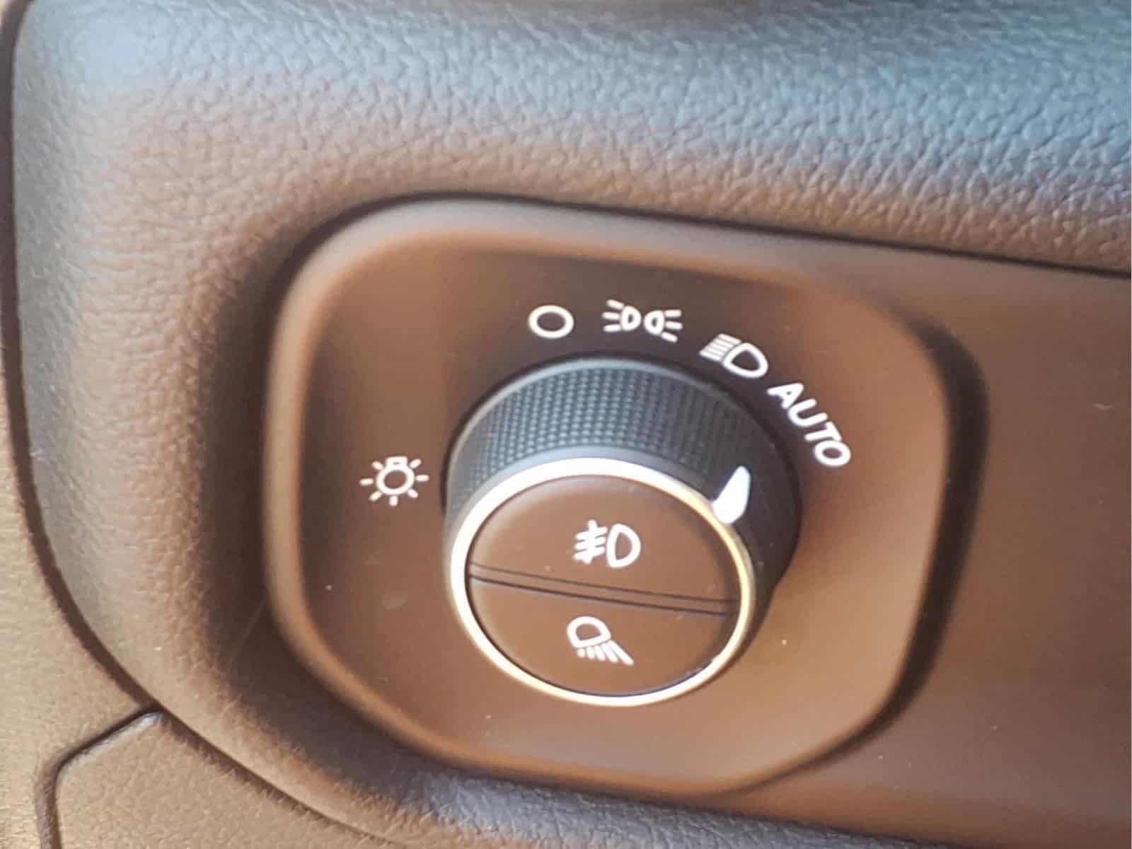 Used 2023 RAM 1500 Big Horn AWD/4WD image 13