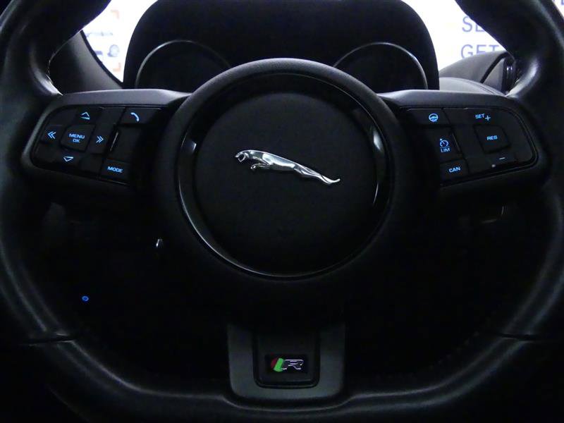 Used 2017 Jaguar F-TYPE R image 18