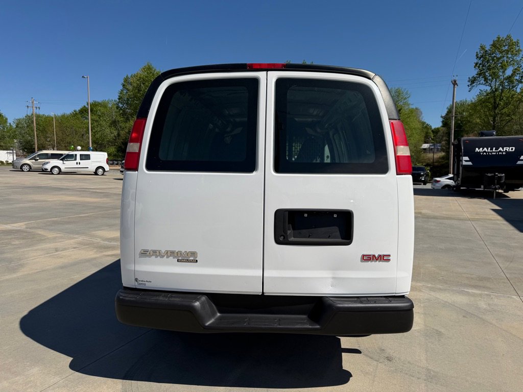 Used 2014 GMC Savana 1500 RWD image 5