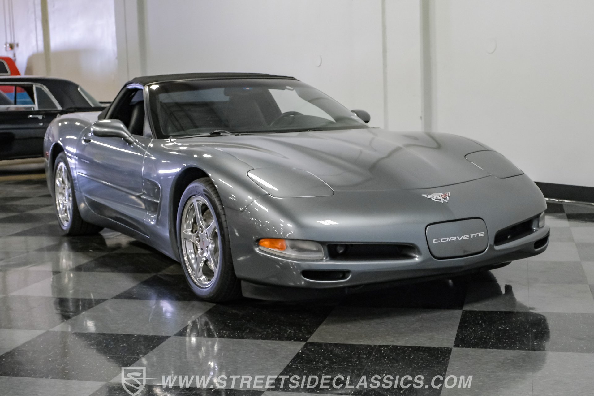 Used 2003 Chevrolet Corvette Convertible w/ Preferred Equipment Group1 RWD image 17