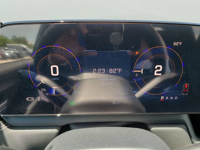 New 2026 Chevrolet Silverado EV LT w/ Plus Package AWD/4WD image 24