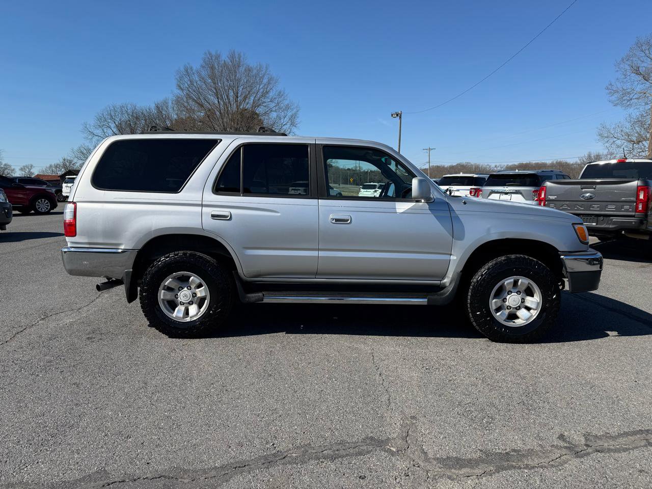 Used 2002 Toyota 4Runner SR5 RWD image 7