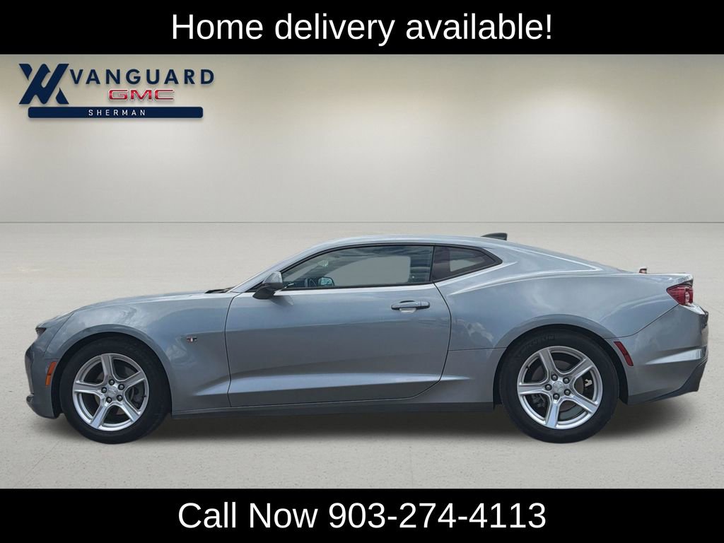 Used 2023 Chevrolet Camaro LT RWD image 4
