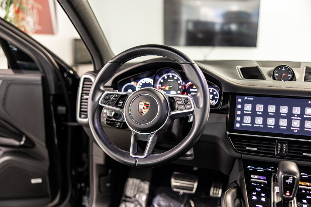 Used 2022 Porsche Cayenne S AWD/4WD image 40