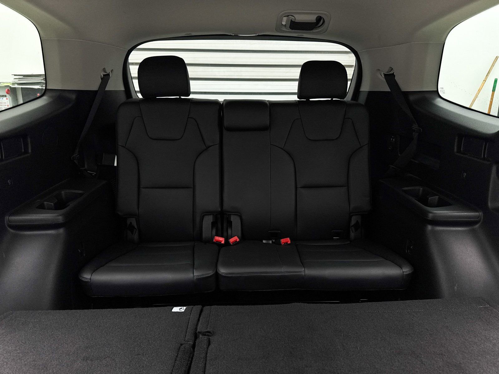 Used 2023 Kia Telluride LX image 29