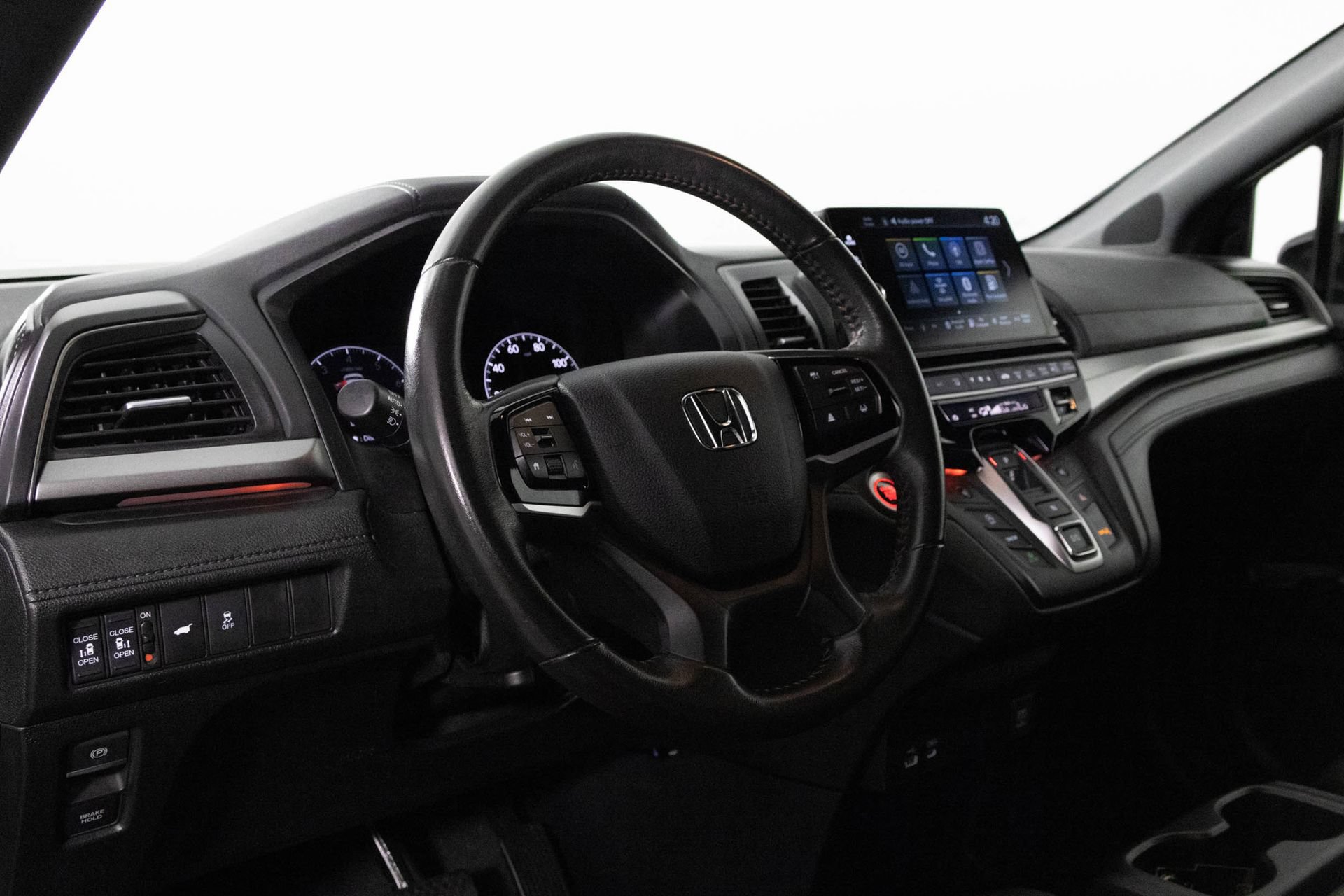 Used 2025 Honda Odyssey Sport-L image 3