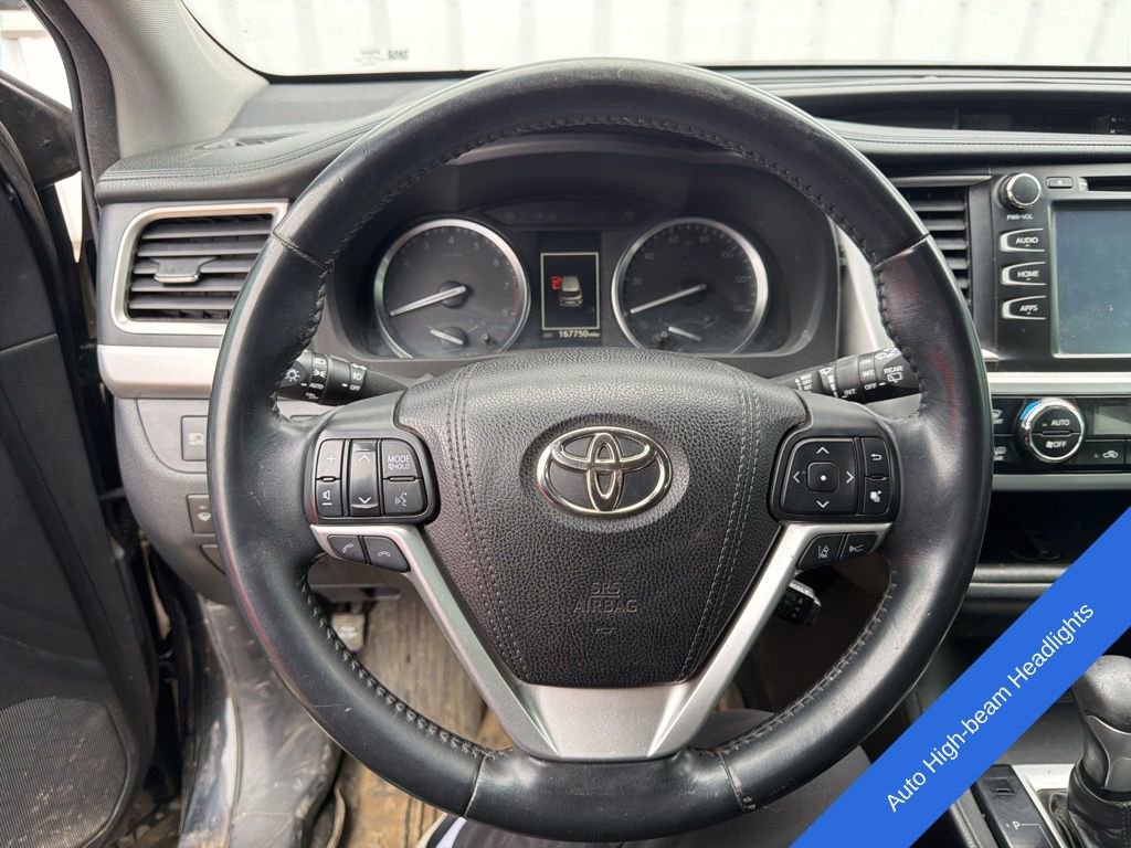 Used 2017 Toyota Highlander SE AWD/4WD image 11