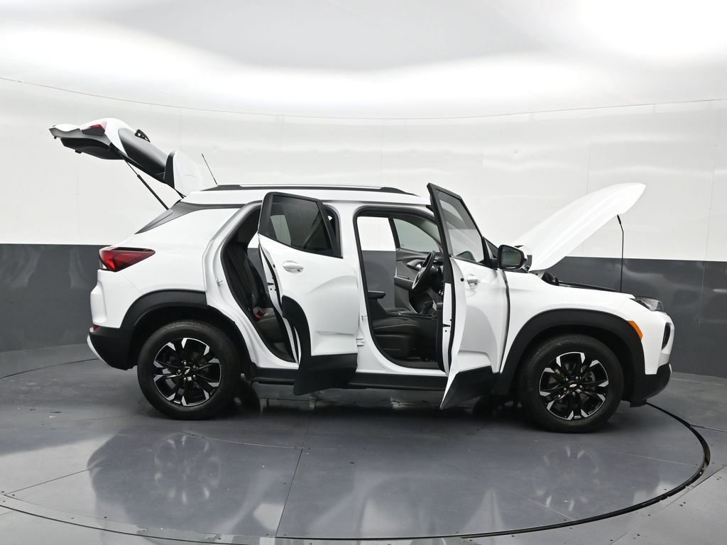 Used 2023 Chevrolet TrailBlazer LT w/ Convenience Package image 32