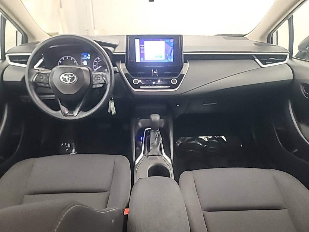 Used 2025 Toyota Corolla LE FWD image 22