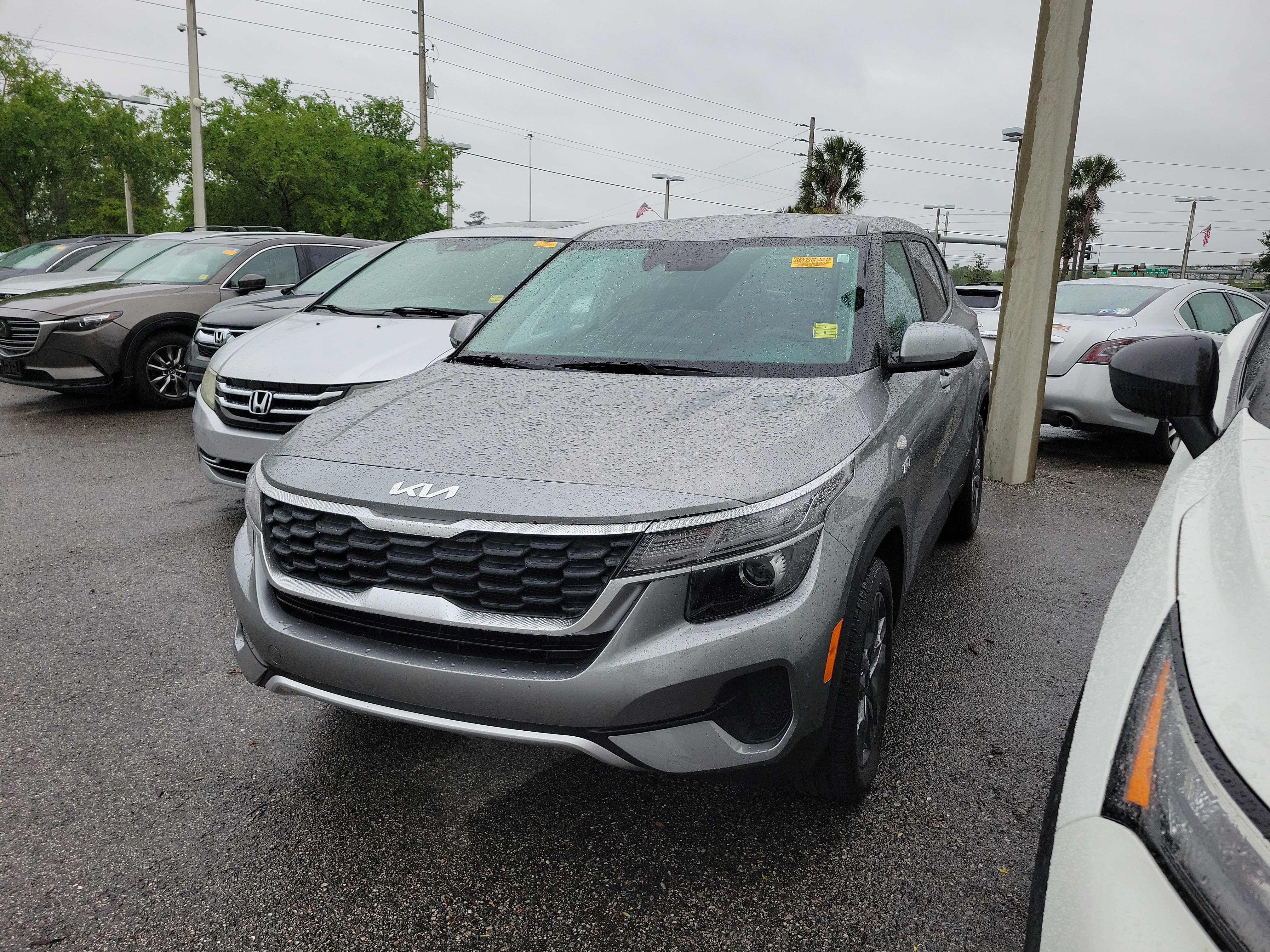 Used 2023 Kia Seltos LX image 27