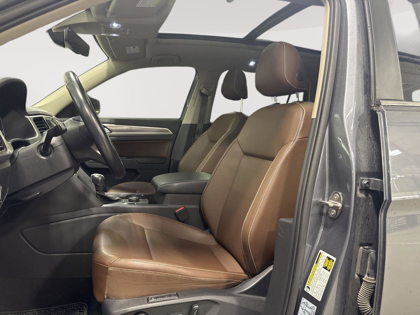 Used 2021 Volkswagen Atlas SEL AWD/4WD image 10