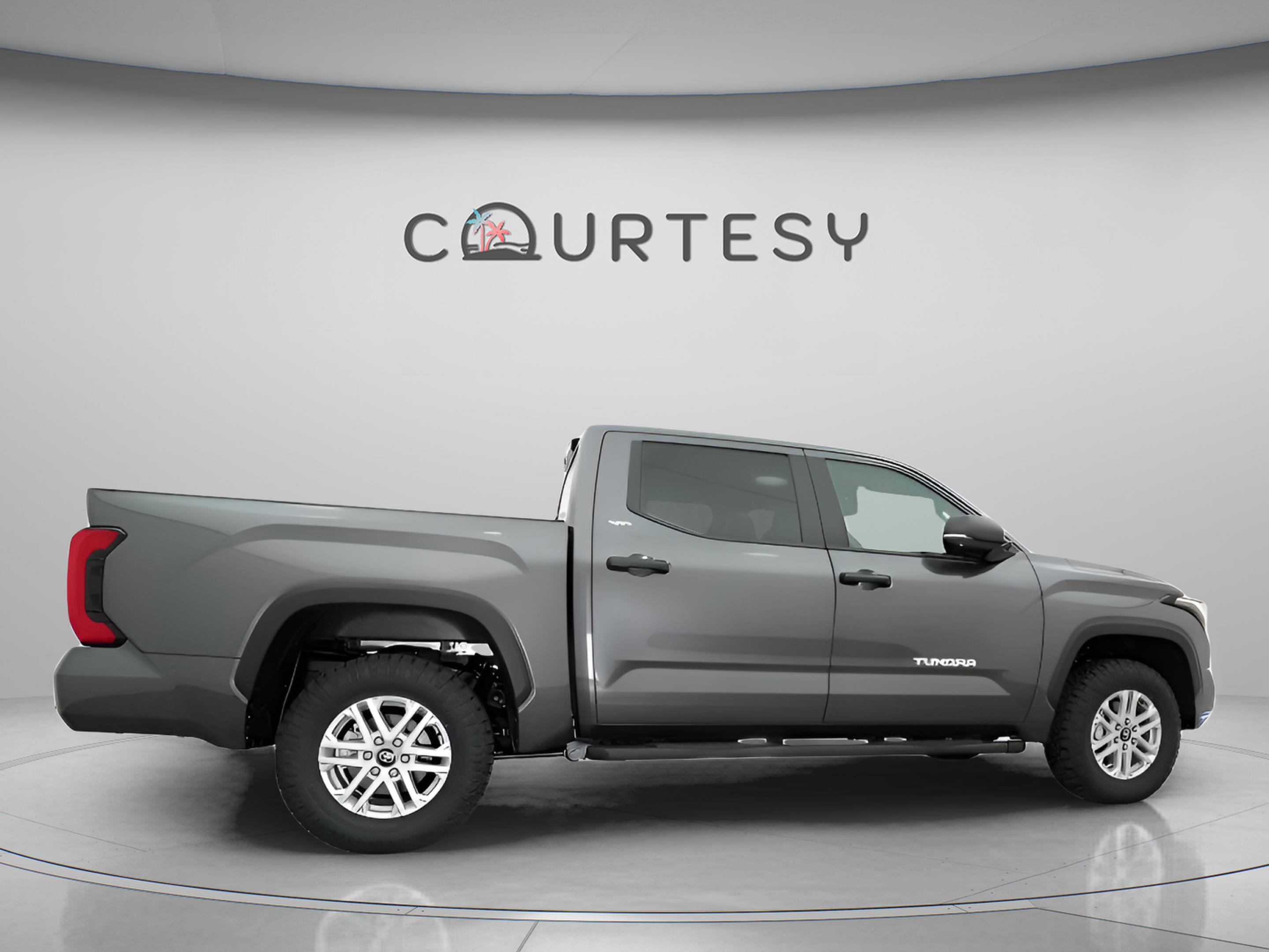 New 2025 Toyota Tundra SR5 w/ SR5 Convenience Package AWD/4WD image 26