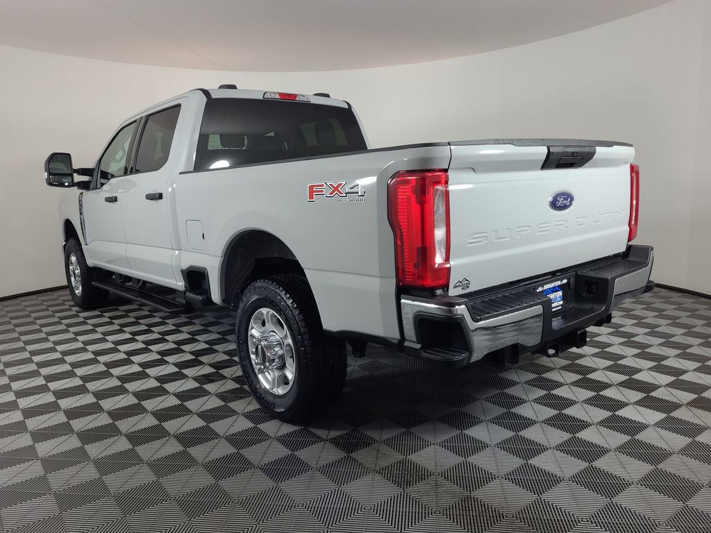 New 2026 Ford F350 XLT w/ FX4 Off-Road Package image 5