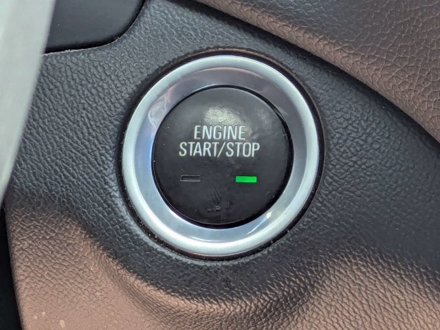 Used 2020 Chevrolet Equinox LT FWD image 42