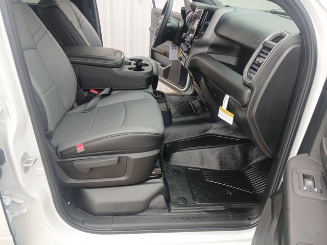New 2027 RAM 4500 Tradesman w/ Chrome Appearance Group AWD/4WD image 28